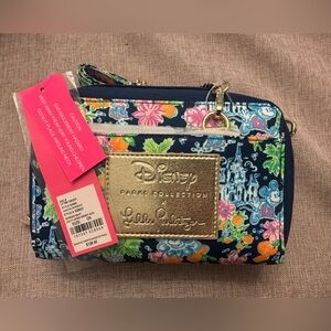 Disney Parks x Lilly Pulitzer Floral Wristlet